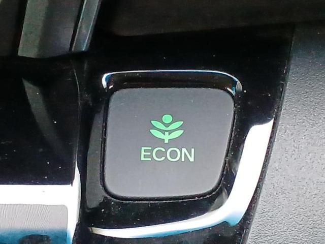 フリードハイブリッド ハイブリッドGブラックスタイル 保証書/社外 8インチ SDナビ/フリップダウンモニター 社外 10.1インチ/衝突安全装置/両側電動スライドドア/シートヒーター/車線逸脱防止支援システム/ヘッドランプ LED/ETC バックカメラ(40枚目)