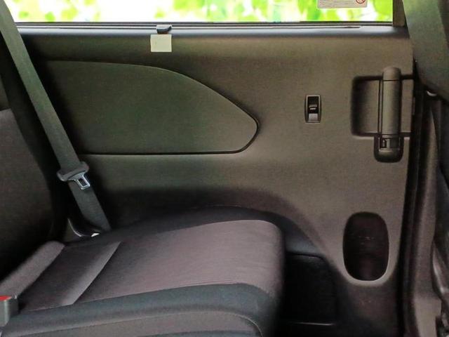 セレナ ハイウェイスタープロパイロットエディション　新品タイヤ／純正　ＳＤナビ／フリップダウンモニター／エマージェンシーブレーキ／両側電動スライドドア／車線逸脱防止支援システム／パーキングアシスト　バックガイド／ヘッドランプ　ＨＩＤ　バックカメラ（22枚目）