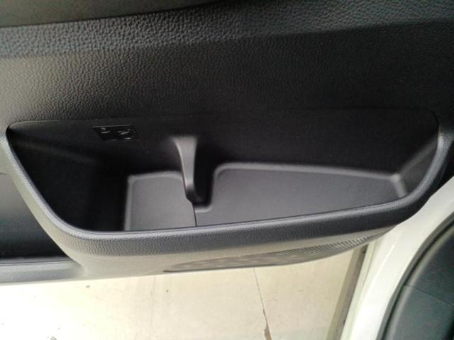 ノア S-Z 新品タイヤ/ディスプレイオーディオ+ナビ10.5インチ/衝突安全装置/両側電動スライドドア/シートヒーター/車線逸脱防止支援システム/ヘッドランプ LED/Bluetooth接続 衝突被害軽減システム(42枚目)