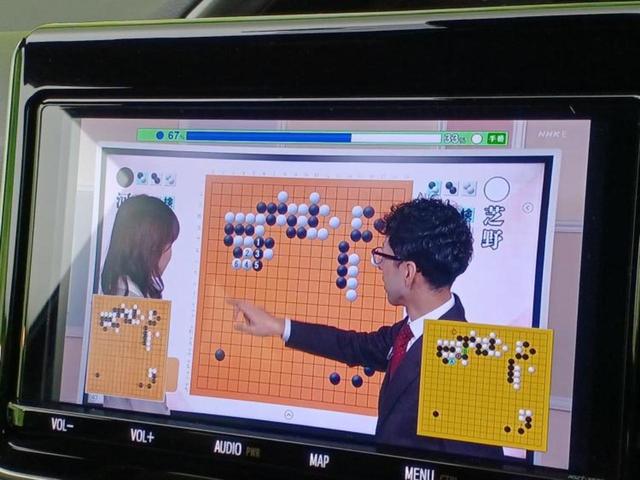 エスクァイア ハイブリッドＧｉプレミアムＰブラックテーラード　純正エアロ／保証書／純正　９インチ　ＳＤナビ／衝突安全装置／両側電動スライドドア／シートヒーター／車線逸脱防止支援システム／シート　ハーフレザー／パーキングアシスト　バックガイド　衝突被害軽減システム（13枚目）