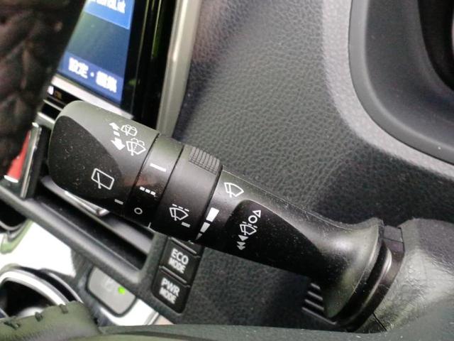 エスクァイア ハイブリッドＧｉプレミアムＰブラックテーラード　純正エアロ／保証書／純正　９インチ　ＳＤナビ／衝突安全装置／両側電動スライドドア／シートヒーター／車線逸脱防止支援システム／シート　ハーフレザー／パーキングアシスト　バックガイド　衝突被害軽減システム（17枚目）