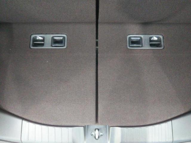 N-BOXカスタム G・Lホンダセンシング 新品タイヤ/保証書/純正 SDナビ/衝突安全装置/電動スライドドア/車線逸脱防止支援システム/ヘッドランプ LED/Bluetooth接続/ETC/EBD付ABS/横滑り防止装置 衝突被害軽減システム(25枚目)