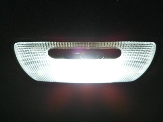 N-BOXカスタム G・Lホンダセンシング 新品タイヤ/保証書/純正 SDナビ/衝突安全装置/電動スライドドア/車線逸脱防止支援システム/ヘッドランプ LED/Bluetooth接続/ETC/EBD付ABS/横滑り防止装置 衝突被害軽減システム(26枚目)