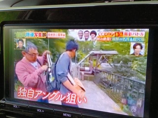 エスティマ アエラスプレミアム　新品タイヤ／保証書／純正　９インチ　ＳＤナビ／フリップダウンモニター　純正　１０．１インチ／衝突安全装置／両側電動スライドドア／車線逸脱防止支援システム／シート　ハーフレザー　衝突被害軽減システム（13枚目）