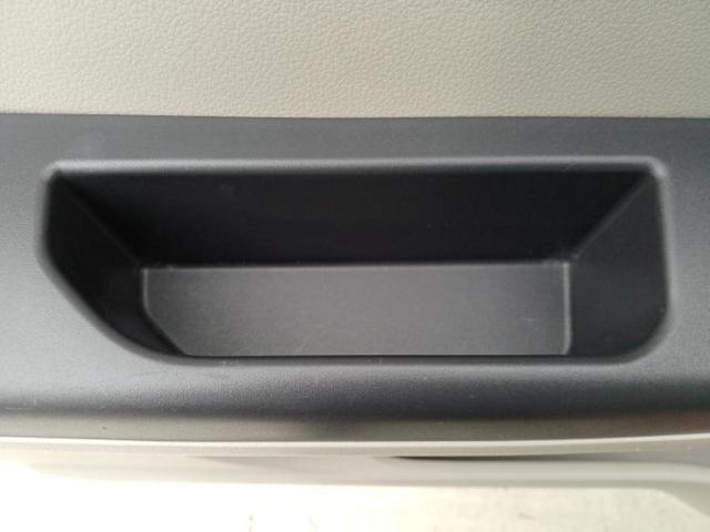 パッソ Ｘ　Ｌパッケージ・Ｓ　新品タイヤ／保証書／純正　ＳＤナビ／衝突安全装置／車線逸脱防止支援システム／Ｂｌｕｅｔｏｏｔｈ接続／ＥＴＣ／ＥＢＤ付ＡＢＳ／横滑り防止装置／アイドリングストップ／ワンセグＴＶ／エアバッグ　運転席（39枚目）