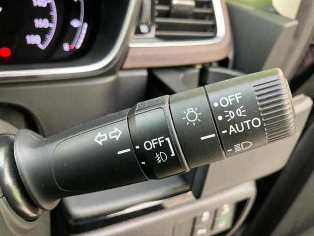 オデッセイ アブソルート　新品タイヤ／保証書／純正　１０インチ　ＳＤナビ／フリップダウンモニター　純正　１１．５インチ／両側電動スライドドア／全方位モニター／シート　ハーフレザー／ドライブレコーダー　純正　全周囲カメラ（16枚目）