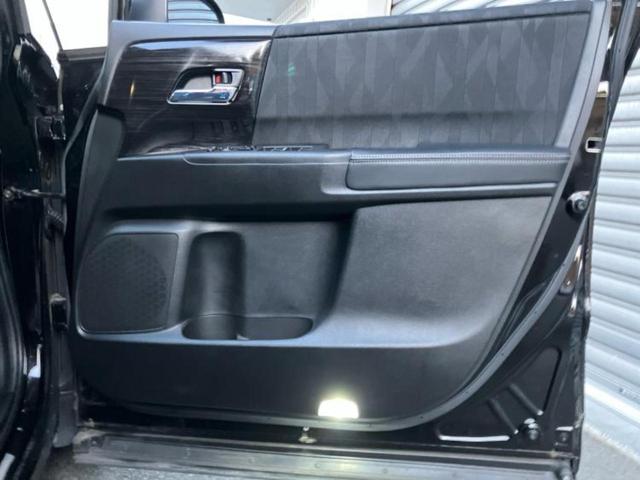 オデッセイハイブリッド ハイブリッドアブソルート・ＥＸホンダセンシング　新品タイヤ／保証書／純正　９インチ　ＳＤナビ／衝突安全装置／両側電動スライドドア／シートヒーター／マルチビューカメラシステム／車線逸脱防止支援システム／シート　ハーフレザー　衝突被害軽減システム（12枚目）