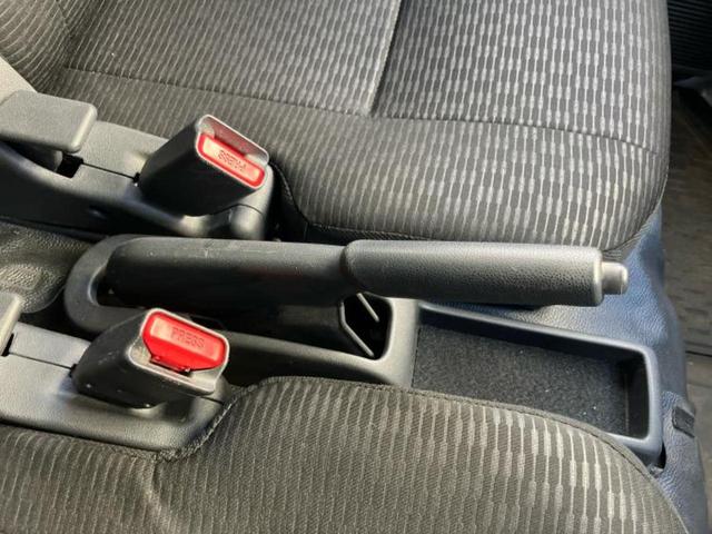 ピクシスバン デラックス　保証書／衝突安全装置／ＥＴＣ／ＥＢＤ付ＡＢＳ／横滑り防止装置／アイドリングストップ／エアバッグ　運転席／エアバッグ　助手席／パワーウインドウ／キーレスエントリー／パワーステアリング／オートライト（28枚目）