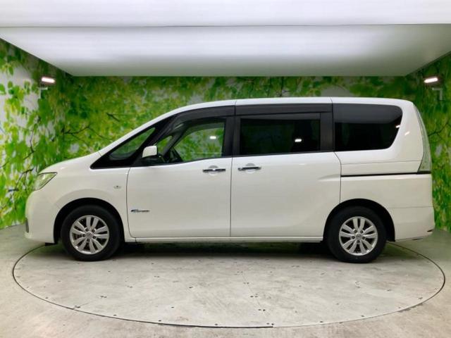 セレナ ２０ＸクロスギアＨＶ　新品タイヤ／社外　８インチ　ＳＤナビ／フリップダウンモニター／両側電動スライドドア／ヘッドランプ　ＨＩＤ／Ｂｌｕｅｔｏｏｔｈ接続／ＥＴＣ／ＥＢＤ付ＡＢＳ／横滑り防止装置／アイドリングストップ（2枚目）