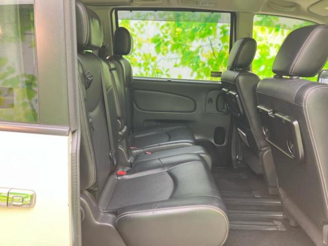 セレナ ２０ＸクロスギアＨＶ　新品タイヤ／社外　８インチ　ＳＤナビ／フリップダウンモニター／両側電動スライドドア／ヘッドランプ　ＨＩＤ／Ｂｌｕｅｔｏｏｔｈ接続／ＥＴＣ／ＥＢＤ付ＡＢＳ／横滑り防止装置／アイドリングストップ（5枚目）