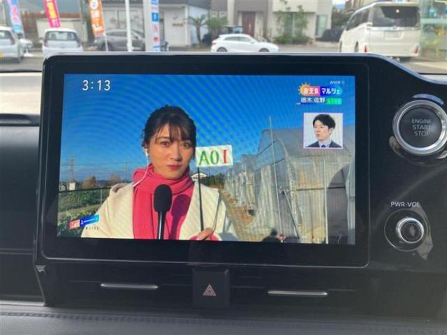 ヴォクシー Ｓ－Ｚ　保証書／ディスプレイオーディオ＋ナビ／フリップダウンモニター　純正　１４インチ／衝突安全装置／両側電動スライドドア／シートヒーター／車線逸脱防止支援システム／シート　ハーフレザー　衝突被害軽減システム（11枚目）