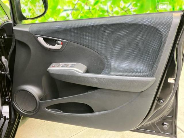 フィット １３Ｇ・スマートセレクション　新品タイヤ／社外　ＳＤナビ／ＥＢＤ付ＡＢＳ／エアバッグ　運転席／エアバッグ　助手席／パワーウインドウ／キーレスエントリー／パワーステアリング／盗難防止システム／マニュアルエアコン　盗難防止装置（20枚目）