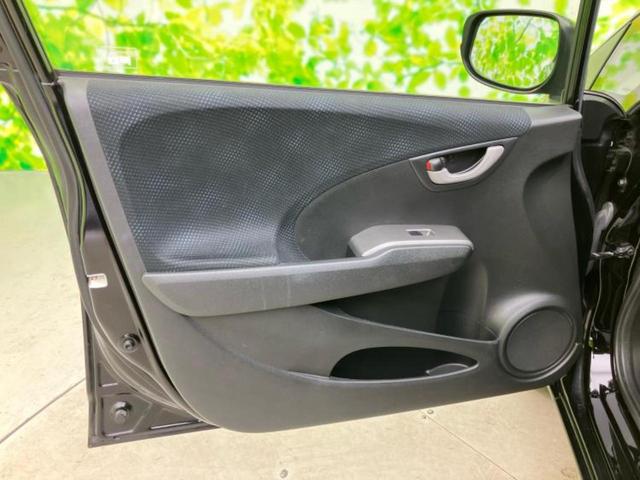 フィット １３Ｇ・スマートセレクション　新品タイヤ／社外　ＳＤナビ／ＥＢＤ付ＡＢＳ／エアバッグ　運転席／エアバッグ　助手席／パワーウインドウ／キーレスエントリー／パワーステアリング／盗難防止システム／マニュアルエアコン　盗難防止装置（22枚目）