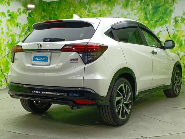 ヴェゼル ハイブリッドＲＳ・ホンダセンシング　保証書／純正　８インチ　ＳＤナビ／衝突安全装置／シートヒーター　前席／車線逸脱防止支援システム／ヘッドランプ　ＬＥＤ／Ｂｌｕｅｔｏｏｔｈ接続／ＥＴＣ／ＥＢＤ付ＡＢＳ／横滑り防止装置　バックカメラ（3枚目）