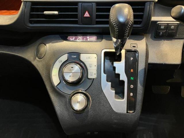 シエンタ ハイブリッドＧクエロ　純正エアロ／保証書／純正　ＳＤナビ／衝突安全装置／両側電動スライドドア／車線逸脱防止支援システム／シート　ハーフレザー／ドライブレコーダー　社外／ヘッドランプ　ＬＥＤ／ＵＳＢジャック　フルエアロ（12枚目）