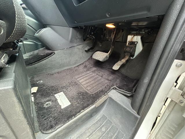 Vクラス V350 トレンド V350 トレンド 両側パワースライドドア 後席モニター バックカメラ スマートキー ETC TVナビ ラグジュアリーパッケージ 前後ドラレコ シートヒーター Bluetooth(41枚目)