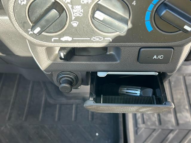 アクティトラック SDX エアコン ラジオ 荷台ランプ ガードパイプ付鳥居 運転席エアバック パワステ(30枚目)