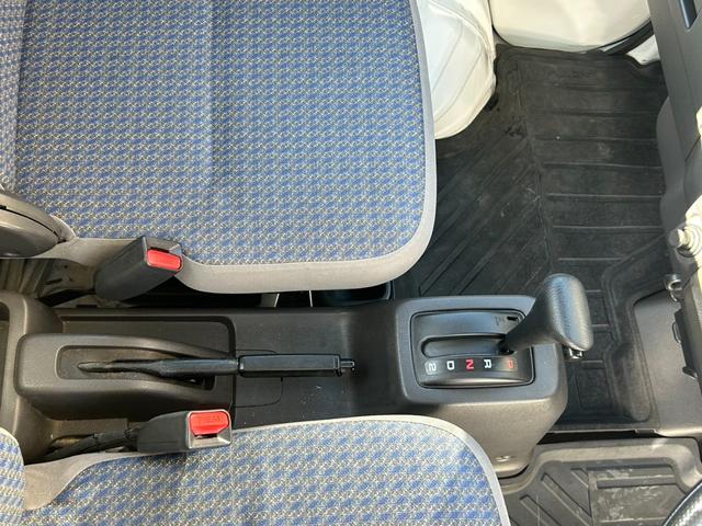 アクティトラック SDX エアコン ラジオ 荷台ランプ ガードパイプ付鳥居 運転席エアバック パワステ(32枚目)