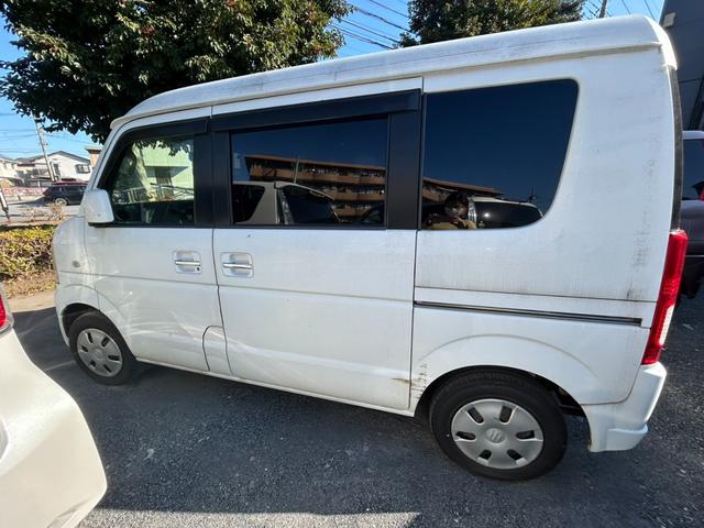 エブリイワゴン JP 車椅子移動車 後部電動固定リヤシート エアコン パワーウィンド パワステ キーレスエントリー フルフラットシート 助手席エアバッグ 衝突安全ボディ ABS付(5枚目)