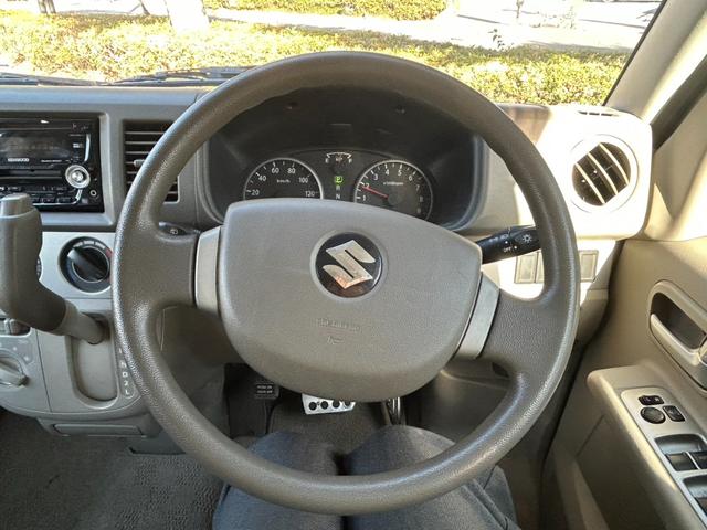 エブリイワゴン JP 車椅子移動車 後部電動固定リヤシート エアコン パワーウィンド パワステ キーレスエントリー フルフラットシート 助手席エアバッグ 衝突安全ボディ ABS付(13枚目)