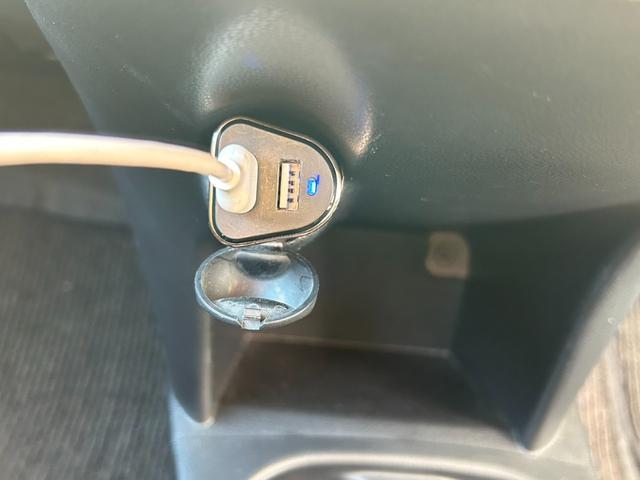 ミラココア ココアプラスＸ　キーレス　エアコン　ＥＴＣ　ＴＶナビ　Ｂｌｕｅｔｏｏｔｈ　ＵＳＢ　ベンチシート　衝突安全ボディ　パワステ　パワーウインドウ　イモビライザー（37枚目）