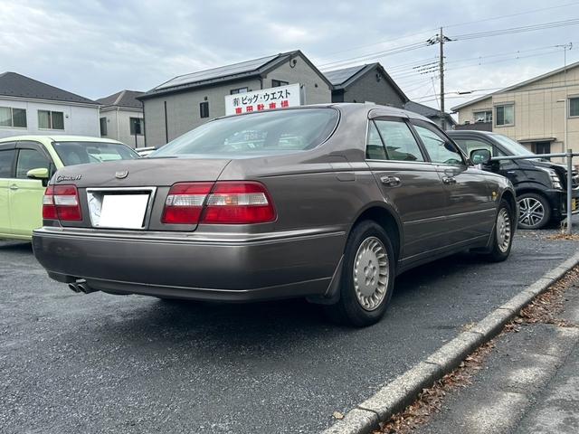 シーマ ４１ＬＶ－Ｚ　ＥＴＣ　エアコン　ナビ　ＣＤ　ＤＶＤ　ガラスサンルーフ　パワーシート　キーレス　カセット　Ｖ８エンジン　パワーウインドウ　パワステ（5枚目）