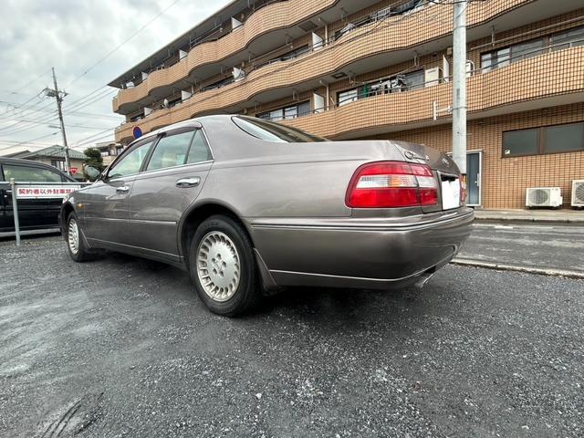 シーマ ４１ＬＶ－Ｚ　ＥＴＣ　エアコン　ナビ　ＣＤ　ＤＶＤ　ガラスサンルーフ　パワーシート　キーレス　カセット　Ｖ８エンジン　パワーウインドウ　パワステ（7枚目）