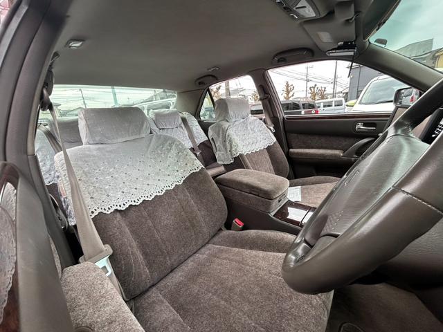 シーマ ４１ＬＶ－Ｚ　ＥＴＣ　エアコン　ナビ　ＣＤ　ＤＶＤ　ガラスサンルーフ　パワーシート　キーレス　カセット　Ｖ８エンジン　パワーウインドウ　パワステ（19枚目）