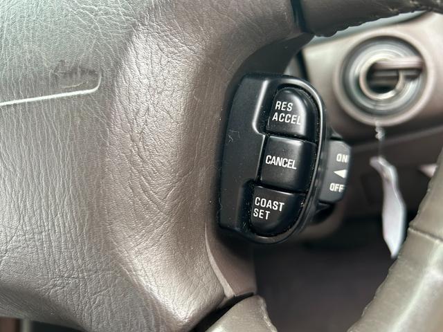 シーマ ４１ＬＶ－Ｚ　ＥＴＣ　エアコン　ナビ　ＣＤ　ＤＶＤ　ガラスサンルーフ　パワーシート　キーレス　カセット　Ｖ８エンジン　パワーウインドウ　パワステ（34枚目）