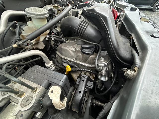 アルトラパン ＳＳ　ターボ　社外マフラー　キーレス　ＭＯＭＯステアリング　エアコン　パワステ　Ｗエアバッグ　パワーウインドウ　衝突安全ボディ（3枚目）