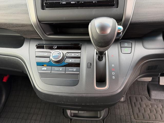 フリード Ｇ・ホンダセンシング　ワンオーナー　禁煙車両　Ｂｌｕｅｔｏｏｔｈフルセグナビ　ＥＴＣ　バックカメラ　前後ドラレコ　スマートキー２個　両側電動スライドドア　ホンダセンシング　６人乗り（16枚目）