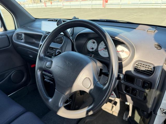 ムーヴ エアロダウンカスタム　社外キーレス　デジタルインナーミラードラレコ　ターボ　走行３３０００キロ台　当時物オーディオ　ルーフレール　禁煙車両（17枚目）