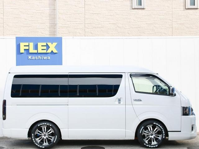 ハイエースバン スーパーＧＬ　ダークプライムＩＩ　バン　スーパーＧＬ　ダークプライムＩＩ　ワイドバン　４ＷＤ　ＵＩビークル強化スタビライザー　ショックアブソーバー　内装架装車ＭＲＴ　アルパインＢＩＧ－Ｘ１１ナビ　ＥＴＣ　間仕切りカーテン　ローダウン車（9枚目）