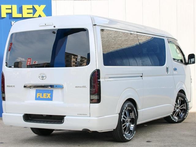 ハイエースバン スーパーＧＬ　ダークプライムＩＩ　バン　スーパーＧＬ　ダークプライムＩＩ　ワイドバン　４ＷＤ　ＵＩビークル強化スタビライザー　ショックアブソーバー　内装架装車ＭＲＴ　アルパインＢＩＧ－Ｘ１１ナビ　ＥＴＣ　間仕切りカーテン　ローダウン車（10枚目）