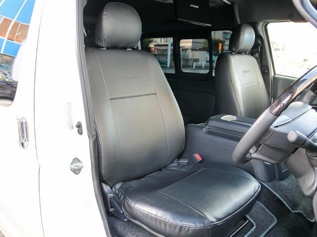 ハイエースバン スーパーＧＬ　ダークプライムＩＩ　バン　スーパーＧＬ　ダークプライムＩＩ　ワイドバン　４ＷＤ　ＵＩビークル強化スタビライザー　ショックアブソーバー　内装架装車ＭＲＴ　アルパインＢＩＧ－Ｘ１１ナビ　ＥＴＣ　間仕切りカーテン　ローダウン車（22枚目）