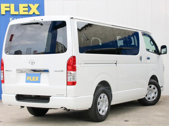 ハイエースバン スーパーGL ダークプライムII バン スーパーGL ダークプライムII ガソリン 2WD パールホワイト 小窓付き ナビ ETC2.0 パノラミックビューモニター デジタルインナーミラー LEDヘッドランプ キャンピングカー ベッド(10枚目)