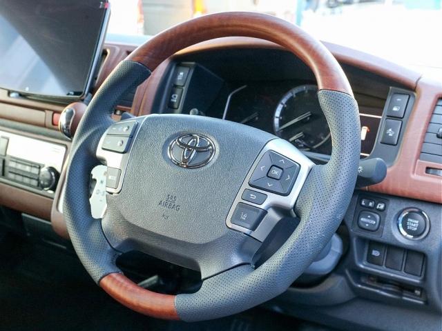 ハイエースバン スーパーGL ダークプライムII バン スーパーGL アースカラーパッケージ カスタム ブラックエディション シートカバー アルパインBIG-X11ナビ ETC2.0 オフロードパッケージ LED ベッドキット キャンピングカー(20枚目)