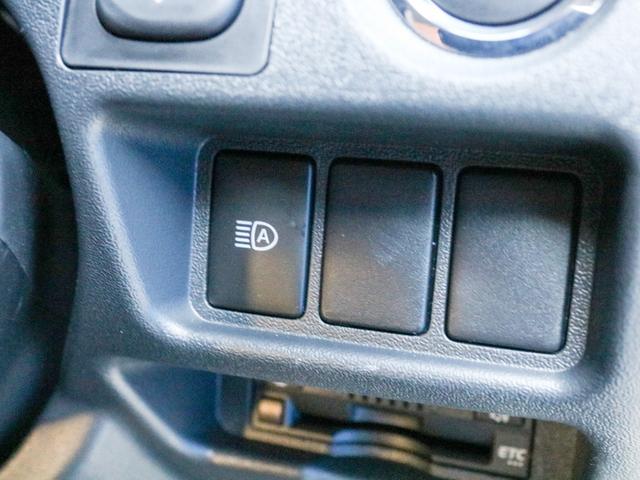 ハイエースバン スーパーGL ダークプライムII バン スーパーGL アースカラーパッケージ カスタム ブラックエディション シートカバー アルパインBIG-X11ナビ ETC2.0 オフロードパッケージ LED ベッドキット キャンピングカー(22枚目)