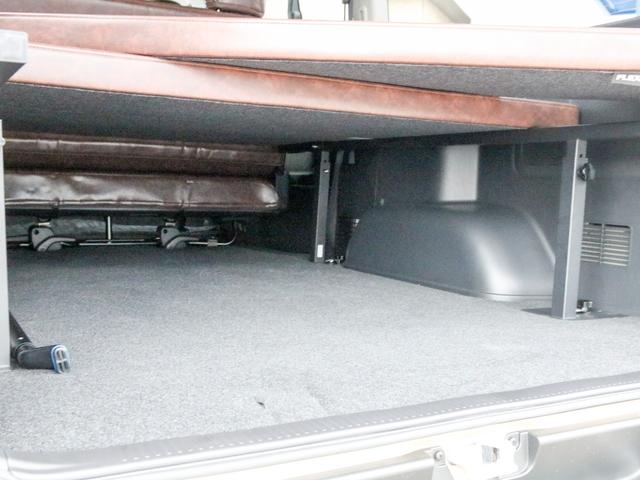 ハイエースバン スーパーGL ダークプライムII バン スーパーGL アースカラーパッケージ カスタム ブラックエディション シートカバー アルパインBIG-X11ナビ ETC2.0 オフロードパッケージ LED ベッドキット キャンピングカー(39枚目)