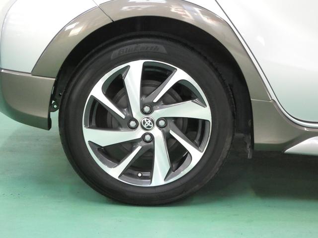 アクア Ｘ－アーバン　◇ＬＥＤ　◇純正ナビ　◇フルセグ　◇Ｂｌｕｅｔｏｏｔｈ　◇ＤＶＤ再生　◇バックカメラ　◇スマートキー　◇ＥＴＣ　◇ハーフレザーシート　◇純正アルミ　◇ルーフレール　◇横滑り防止　◇車検２年（17枚目）