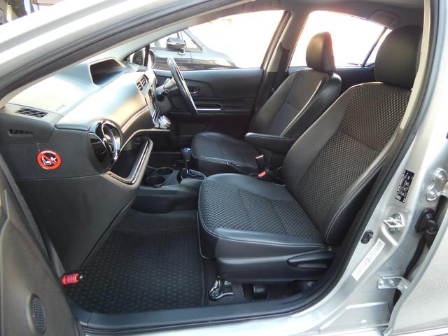 アクア Ｘ－アーバン　◇ＬＥＤ　◇純正ナビ　◇フルセグ　◇Ｂｌｕｅｔｏｏｔｈ　◇ＤＶＤ再生　◇バックカメラ　◇スマートキー　◇ＥＴＣ　◇ハーフレザーシート　◇純正アルミ　◇ルーフレール　◇横滑り防止　◇車検２年（21枚目）