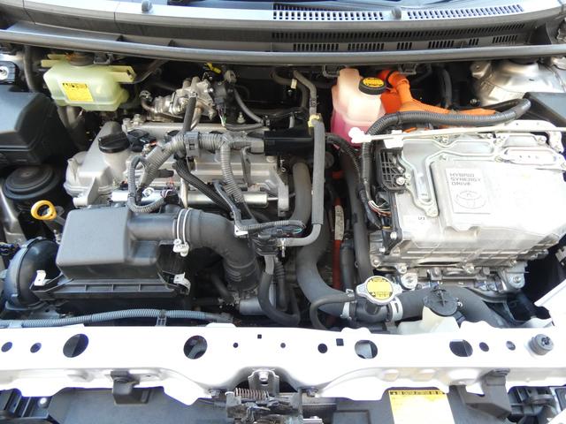 アクア Ｘ－アーバン　◇ＬＥＤ　◇純正ナビ　◇フルセグ　◇Ｂｌｕｅｔｏｏｔｈ　◇ＤＶＤ再生　◇バックカメラ　◇スマートキー　◇ＥＴＣ　◇ハーフレザーシート　◇純正アルミ　◇ルーフレール　◇横滑り防止　◇車検２年（46枚目）