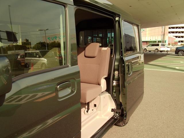 エブリイ JOIN ディスプレーオーディオ バックアイカメラ 両側スライドドア スライドドアクローザー LEDヘッドランプ キーレスプッシュスタート 衝突被害軽減ブレーキ 後退時ブレーキサポート 運転席シートヒーター リクエストスイッチ USBソケット(10枚目)