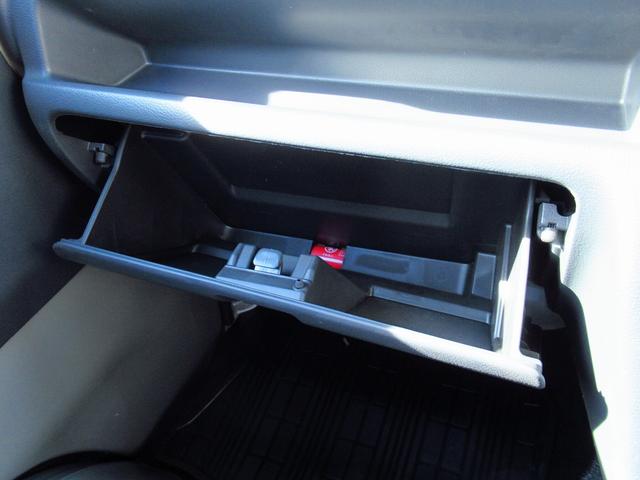 キャリイトラック KCエアコン・パワステ 4速AT FM/AMラジオ キーレスエントリー 衝突被害軽減ブレーキ 後方誤発進抑制機能 車両走行安定補助システム アイドリングストップ アングルポスト オートライト パワーウィンドウ 電源ソケット(45枚目)