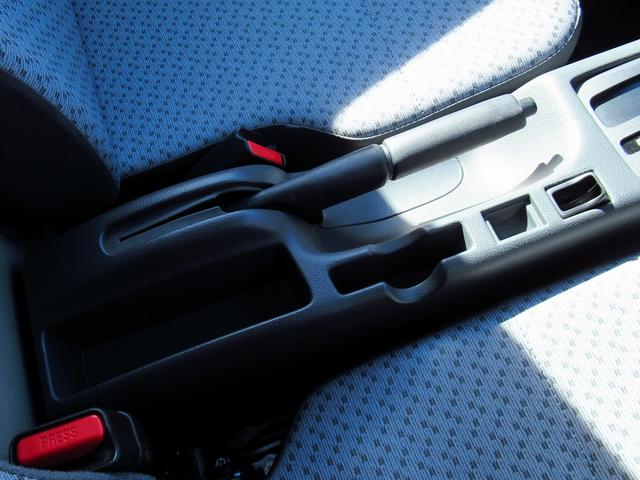 キャリイトラック KCエアコン・パワステ 4速AT FM/AMラジオ キーレスエントリー 衝突被害軽減ブレーキ 後方誤発進抑制機能 車両走行安定補助システム アイドリングストップ アングルポスト オートライト パワーウィンドウ 電源ソケット(47枚目)