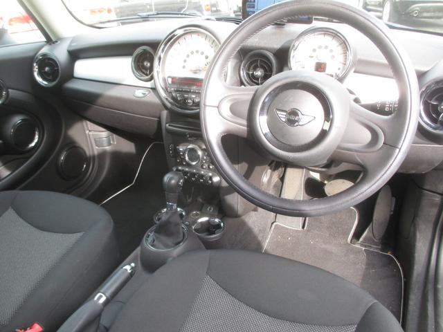 MINI クーパー クラブマン ポータブルナビ キセノンライト ETC(8枚目)