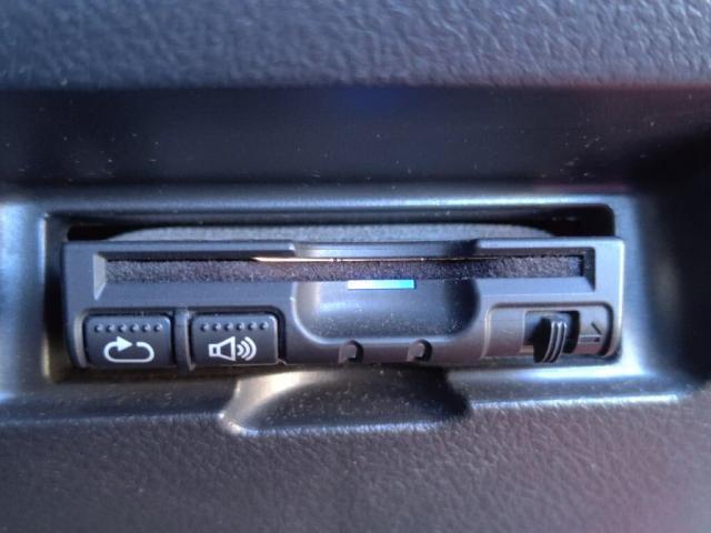 ヴィッツ RS G’s 5速MT12セグMナビBカメラHIDキーフリETCブルートゥ(20枚目)