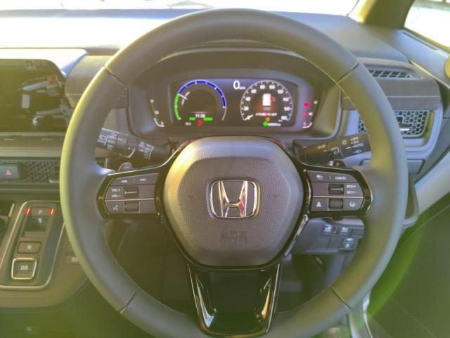 ステップワゴン ｅＨＥＶスパーダプレミアムラインブラックエディション　登録済未使用車　両ＡドアＬＥＤライト電動Ｒゲート衝突軽減Ｂ（14枚目）