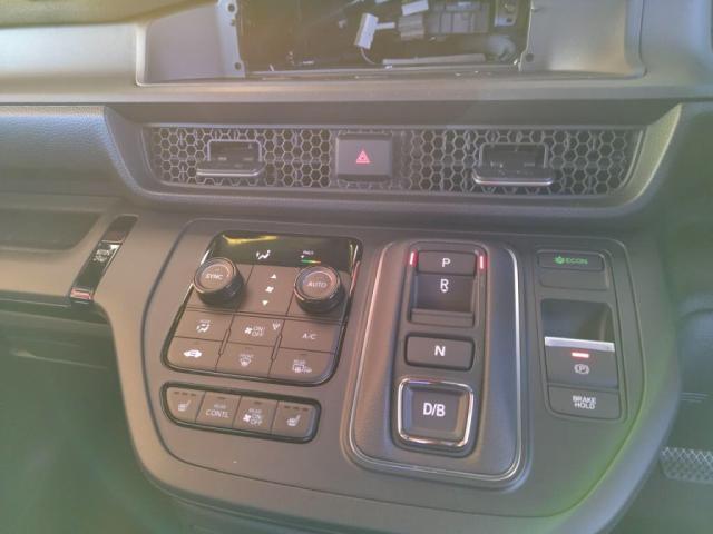 ステップワゴン ｅＨＥＶスパーダプレミアムラインブラックエディション　登録済未使用車　両ＡドアＬＥＤライト電動Ｒゲート衝突軽減Ｂ（16枚目）