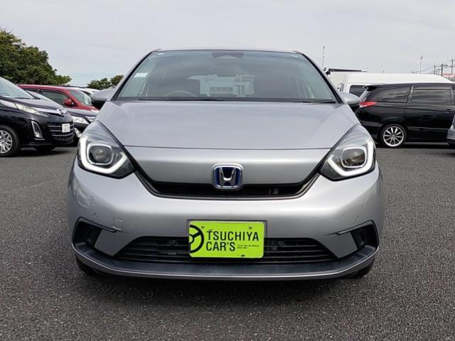 フィット ｅ：ＨＥＶベーシック　ＭナビＢカメラＥＴＣオートＡＣクルコン衝突軽減Ｂキーフリ（9枚目）